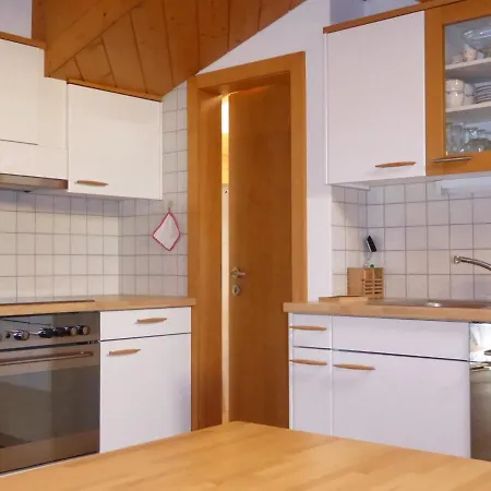 Apartment Huus Horbuetze شقة *
